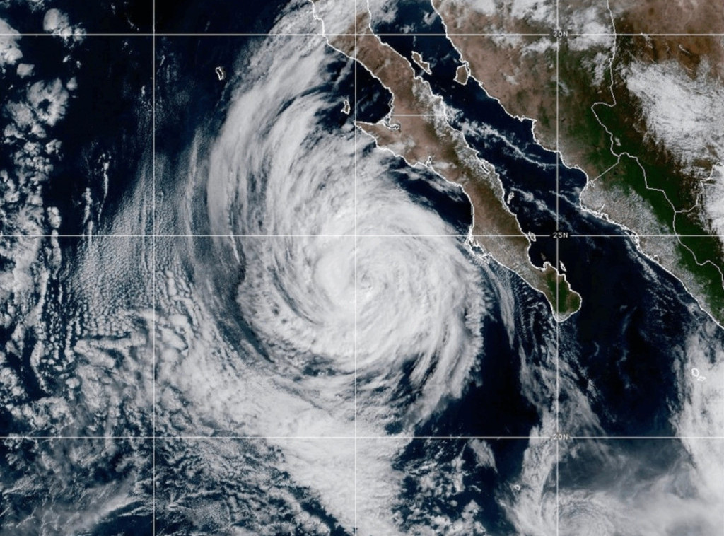 Indonezija izdala upozorenje na cunami nakon snažnog zemljotresa na Filipinima