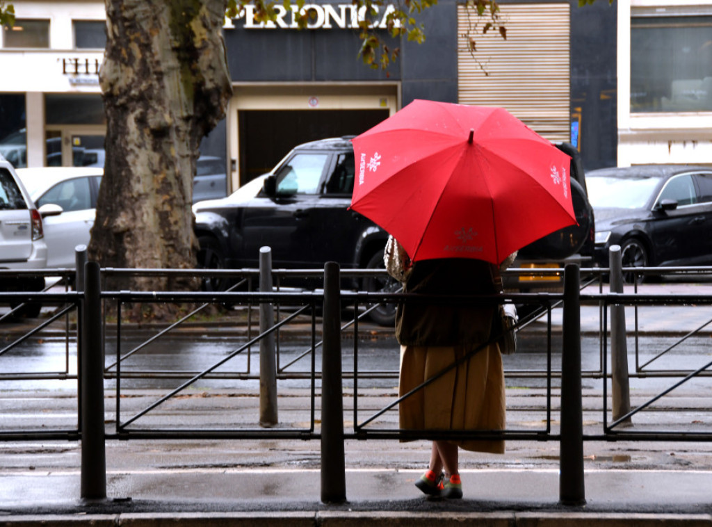 Danas oblačno, ponegde slaba kratkotrajna kiša, temperatura do 21 stepen