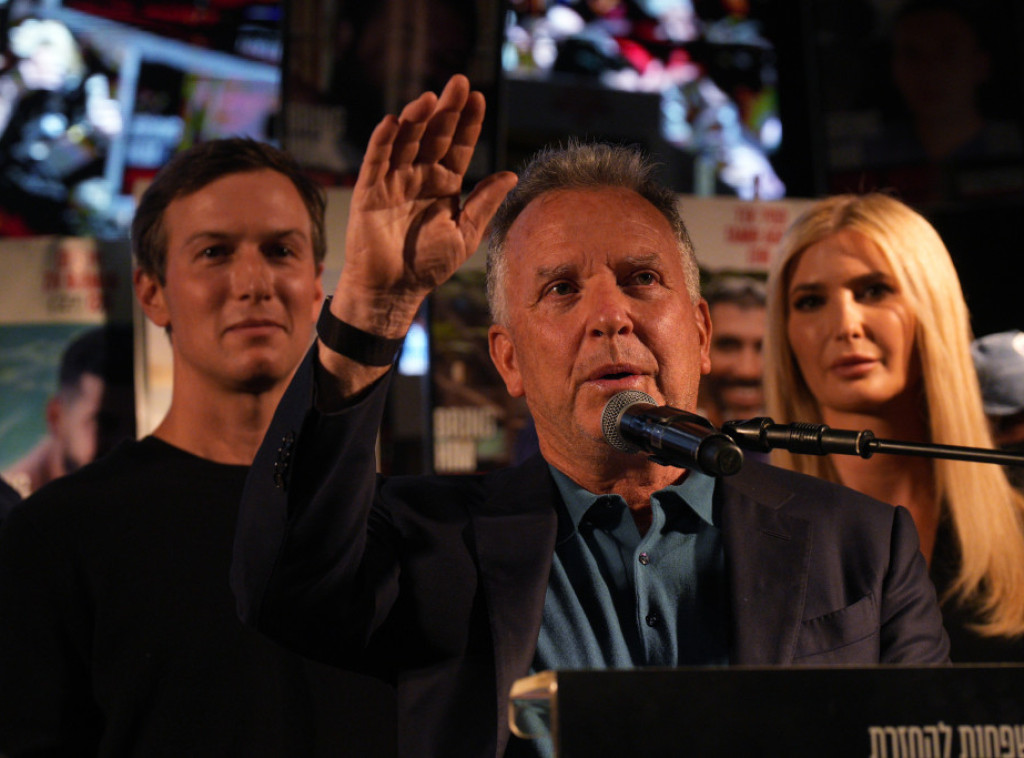 Vitkof se obratio na Trgu talaca u Tel Avivu, prisutni skandirali "hvala Trampe"