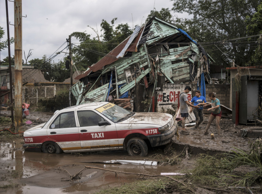 Meksiko: Iz zoo vrta pobegao tigar nakon poplave