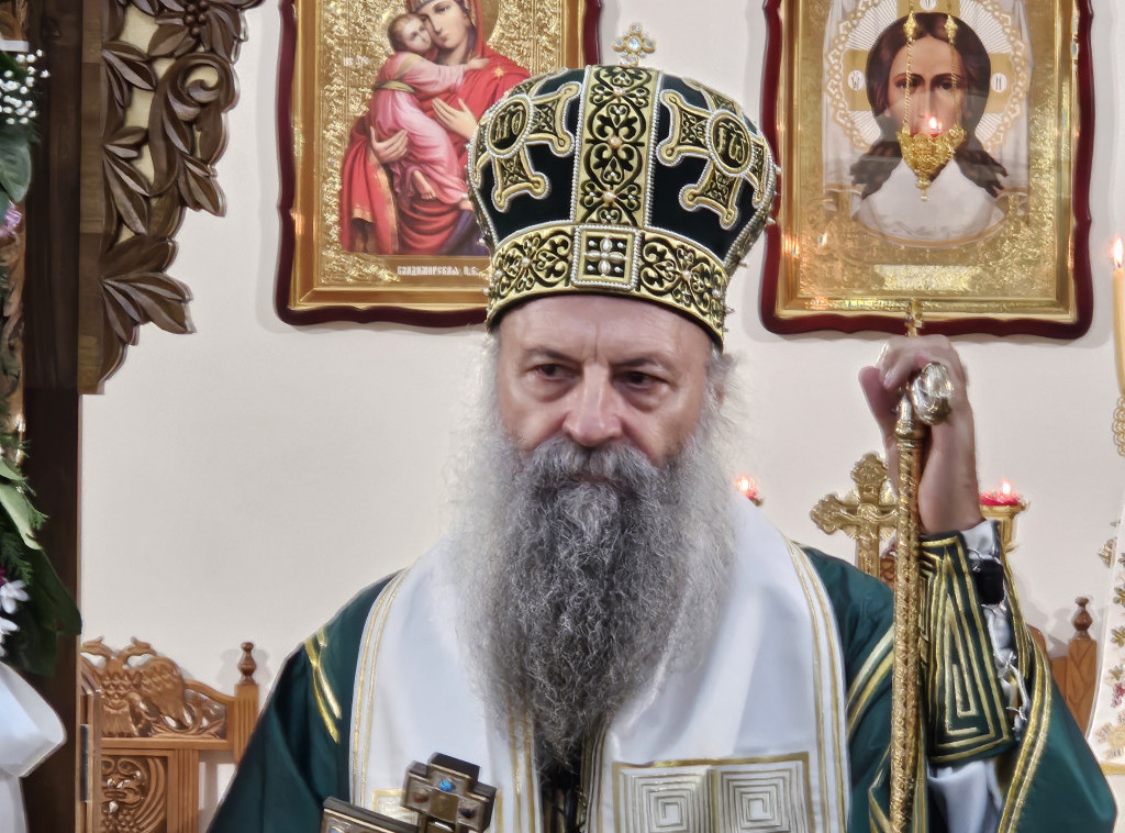 Patrijarh Porfirije služio liturgiju u hramu Svetog kneza Lazara Kosovskog u Zemun Polju
