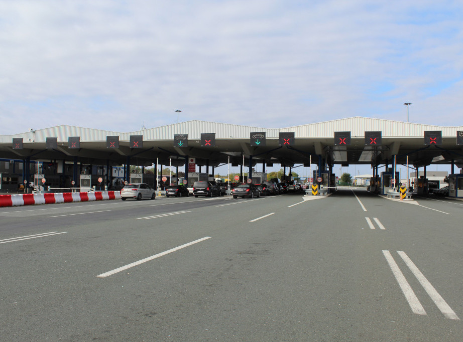 AMSS: Na Batrovcima se čeka tri sata, na Šidu dva, na Gradini sat vremena