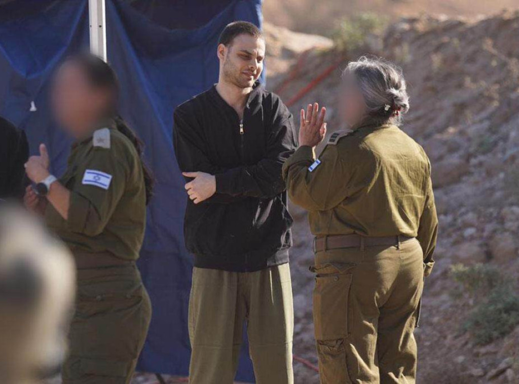 Alon Ohel u prvoj poruci napisao da je pesma njegova snaga