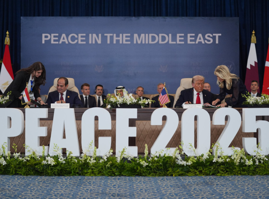 Tramp i lideri zemalja posrednika potpisali dokument o prekidu vatre u Pojasu Gaze