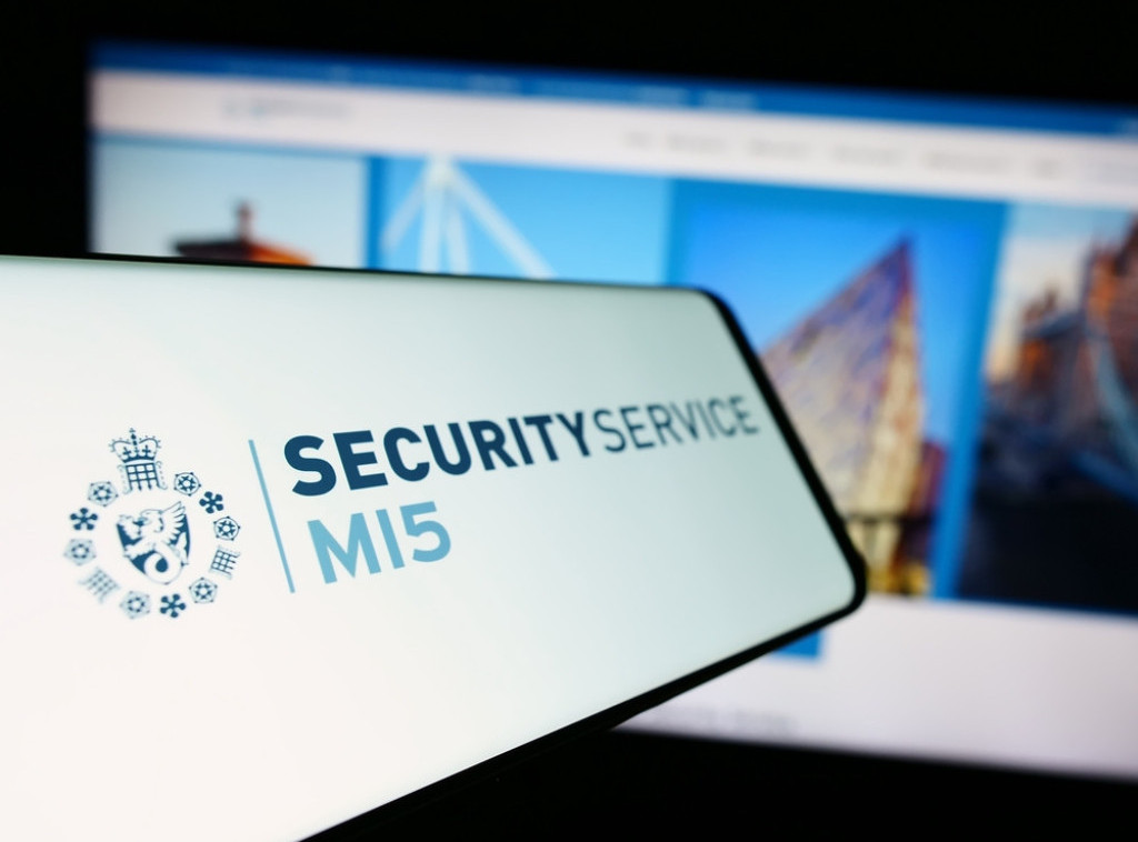 MI5 upozorio britanske poslanike da su mete ruskog i kineskog špijuniranja