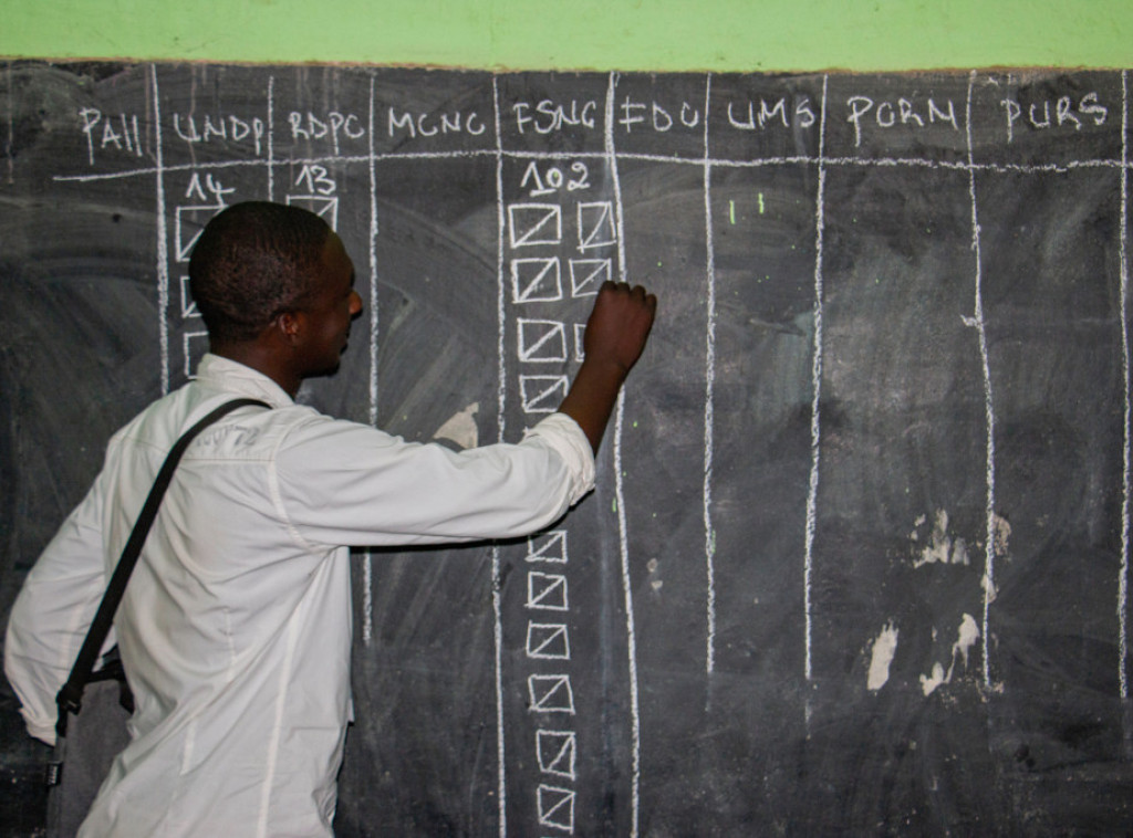 Kamerun: Opozicioni kandidat Isa Čiroma proglasio pobedu