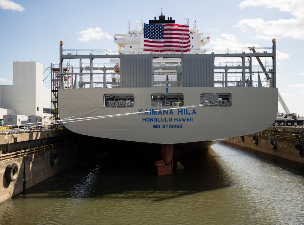 Kina od danas naplaćuje posebne lučke takse američkim brodovima