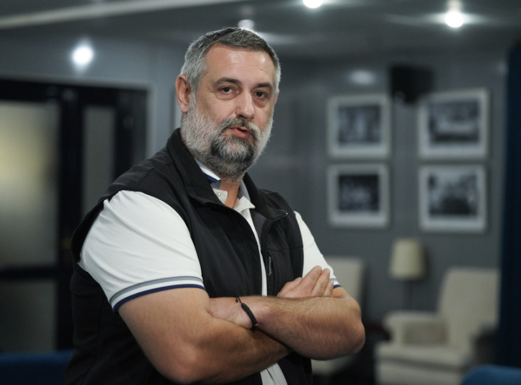 Projkovski: Pretvoriti roman Mome Kapora "Una" u predstavu je bio veliki izazov