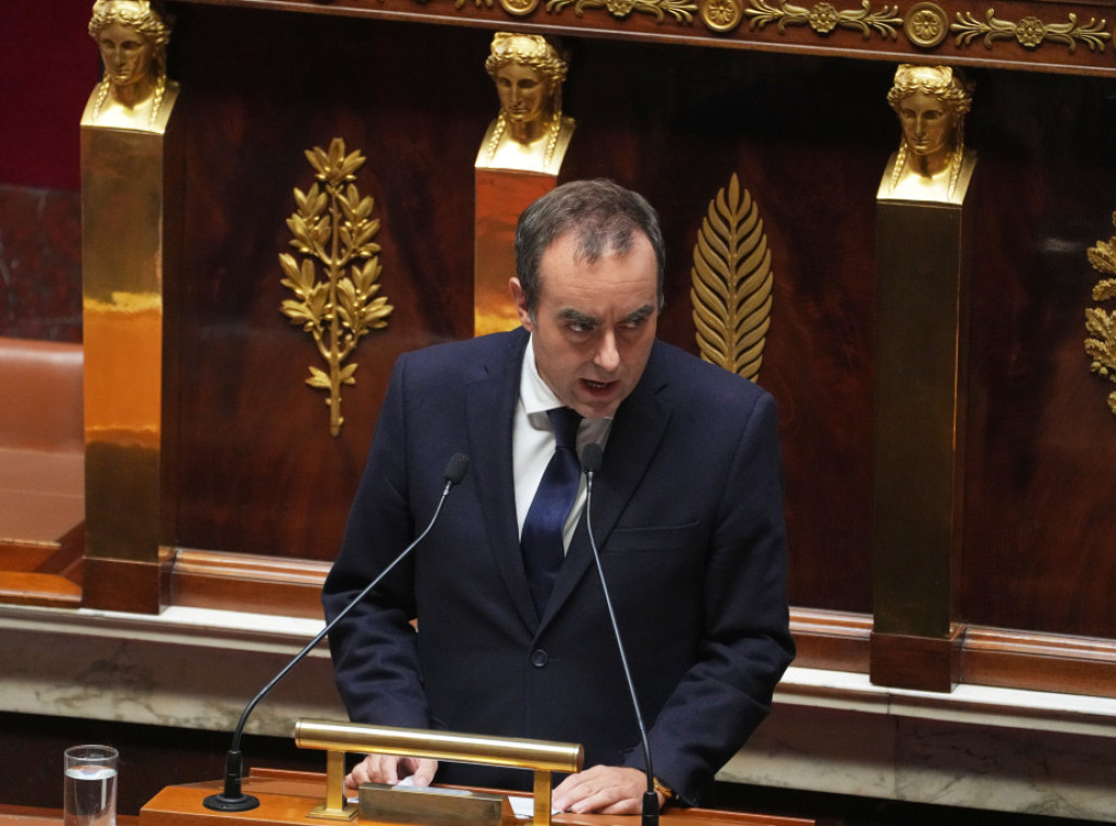 Lekorni predstavio nacrt budžeta i najavio obustavu penzione reforme u Francuskoj