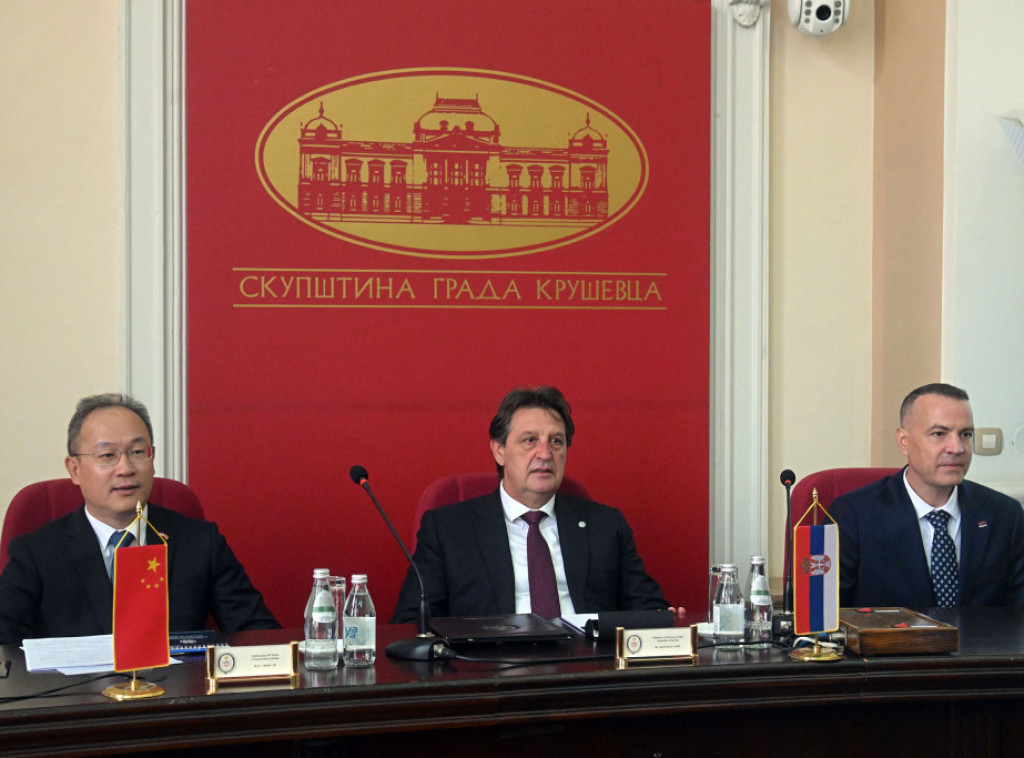 Kruševac: Gašić sa Li Mingom i privrednicima razgovarao o saradnji Kine i lokalnih kompanija