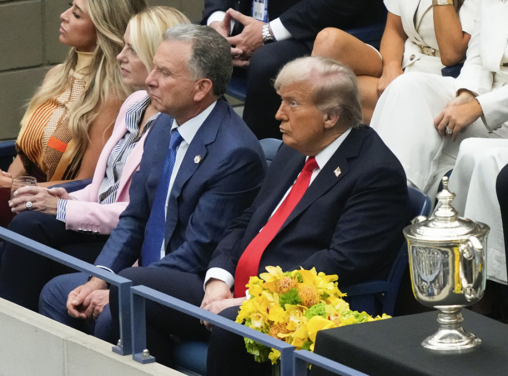 Midl ist aj: Stiv Vitkof će se povući iz Trampove administracije i ponovo posvetiti poslu