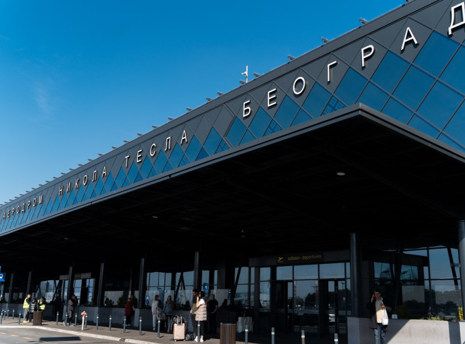 U julu usluge Aerodroma Nikola Tesla koristilo ukupno 1.036.685 putnika