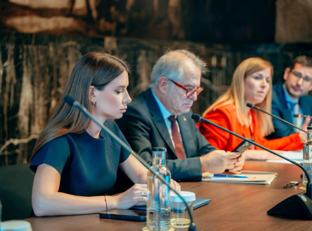 Vesna Vidović prisustvuje Samitu gradonačelnika svetskih metropola u Barseloni