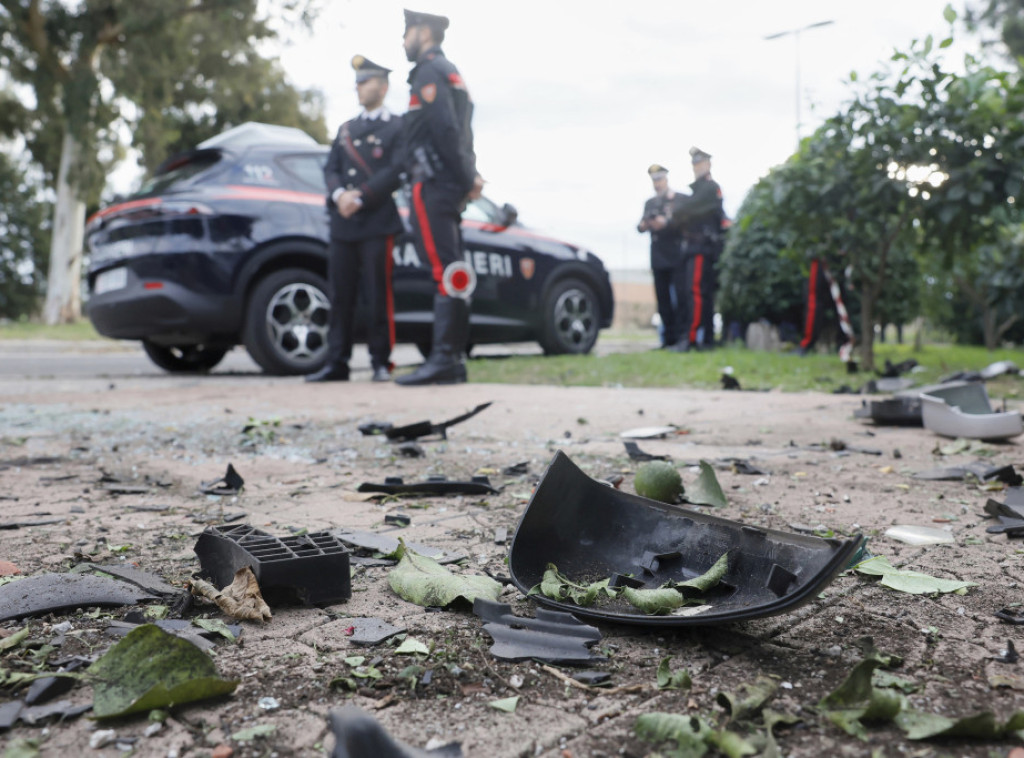 Bomba eksplodirala ispod automobila italijanskog novinara u Italiji, nema žrtava