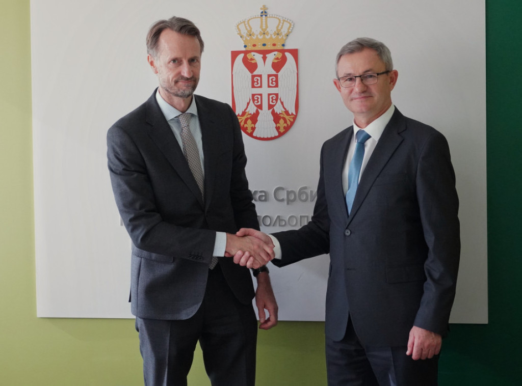 Ministar Glamočić razgovarao sa Bekeratom: Nastavak snažnog partnerstva Srbije i EU u oblasti poljoprivrede