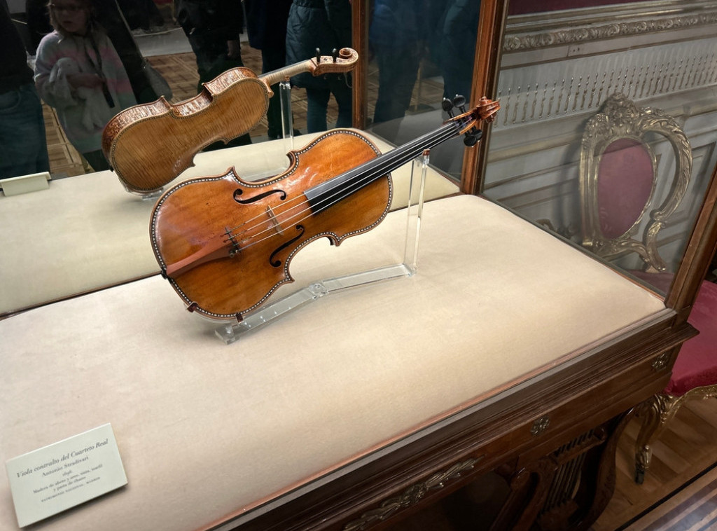 Sergej Hačaturijan sviraće u Briselu na Stradivarijevoj vilolini staroj 300 godina