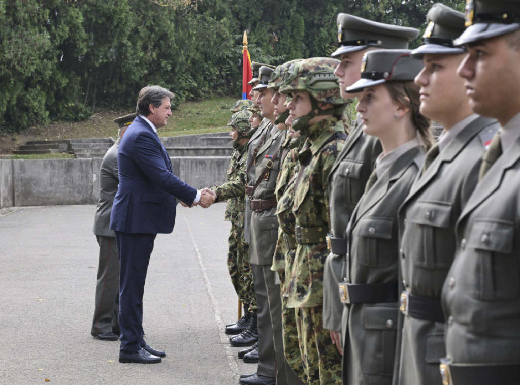 Obeležen Dan Srednje stručne vojne škole "1300 kaplara", prisustvovao Gašić