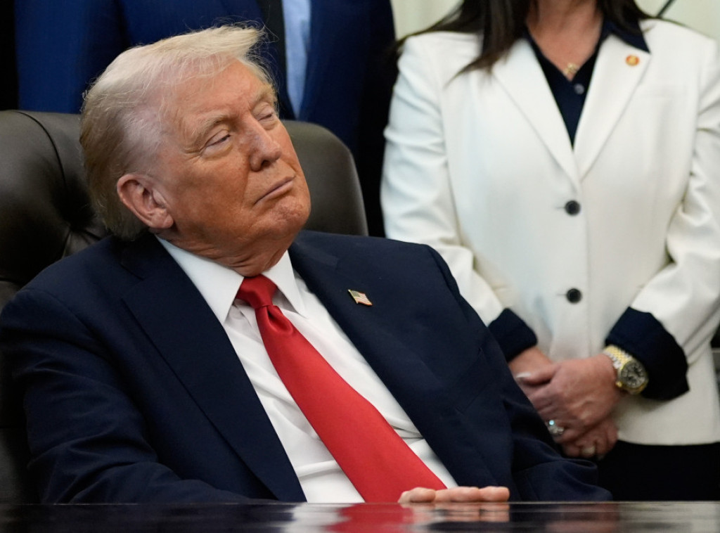 Tramp: Predložene carine od 100 odsto na robu iz Kine ne bi bile održive