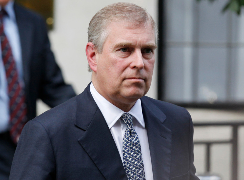 Knjiga: Princ Endru zabranio Virdžiniji Đufre da govori javno zbog jubileja