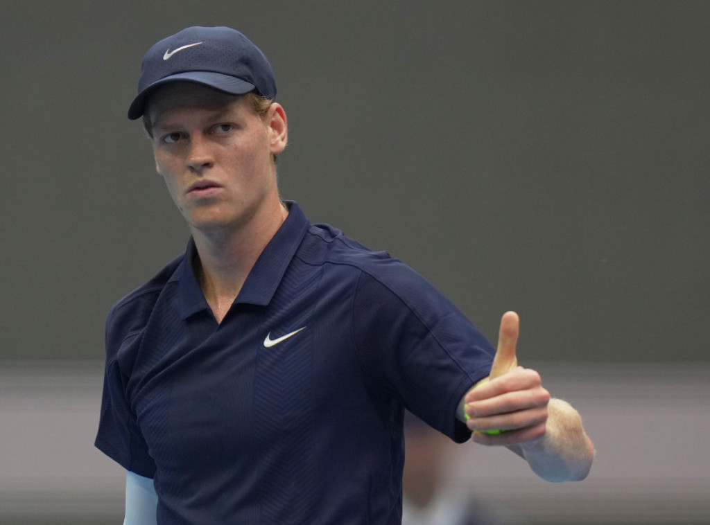 Siner pobedio Alkaraza i osvojio egzibicioni turnir u Rijadu