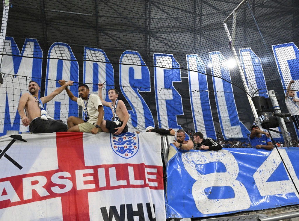 Fudbaleri Marseja ubedljivo pobedili Avr za prvo mesto na tabeli francuskog prvenstva