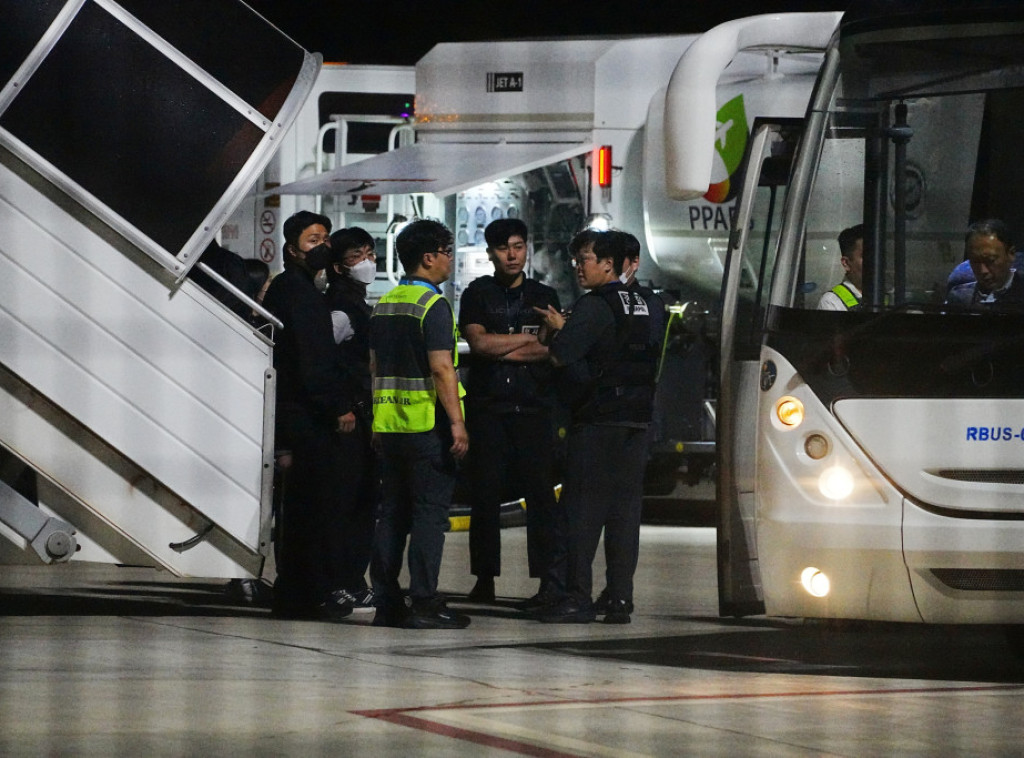 Južna Koreja traži pritvor za 58 povratnika iz Kambodže zbog internet prevara