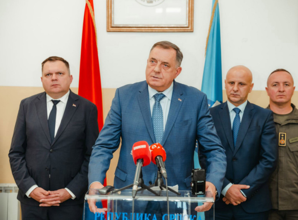 Dodik: Predstavnici opozicije su podanici pojedinih ambasada i muslimana