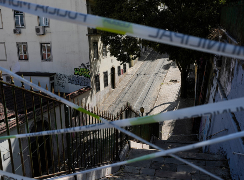 Istraga: Neispravan kabl izazvao pad uspinjače u Lisabonu u septembru