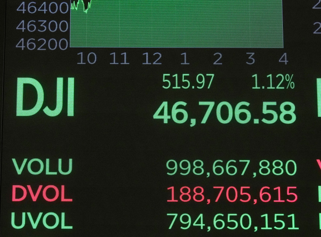 Evropski indeksi neujednačeni, cene nafte u padu, u fokusu zarade Loreala i Unikredita