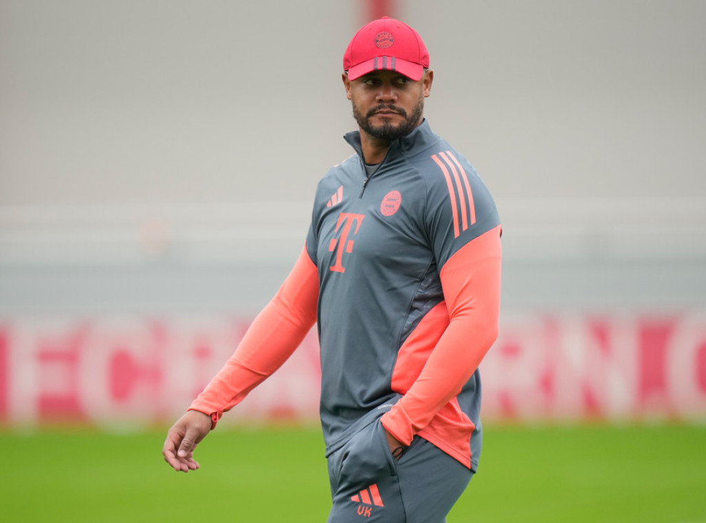 Vensan Kompani ostaje trener fudbalera Bajerna do juna 2029. godine