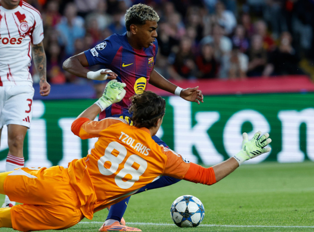 Fudbaleri Barselone deklasirali Olimpijakos, Pafos sa destoricom do boda u Kazahstanu