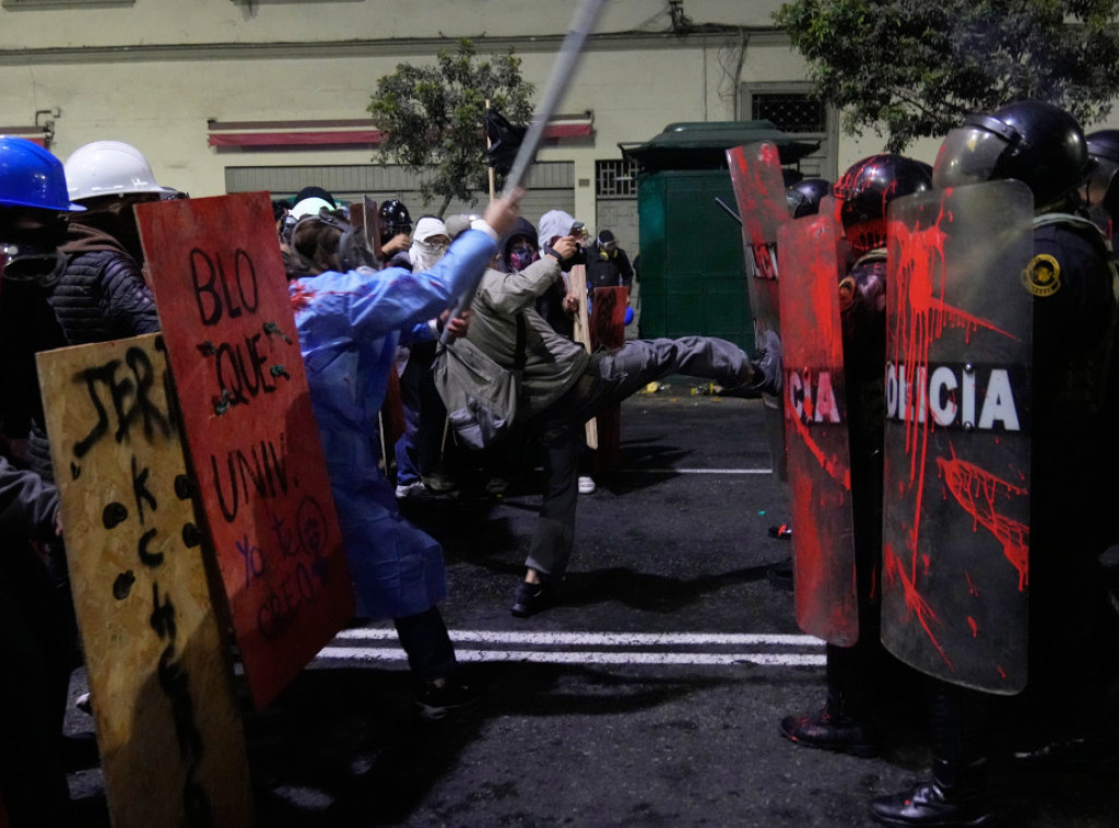 Peru proglasio vanredno stanje u Limi zbog porasta nasilja