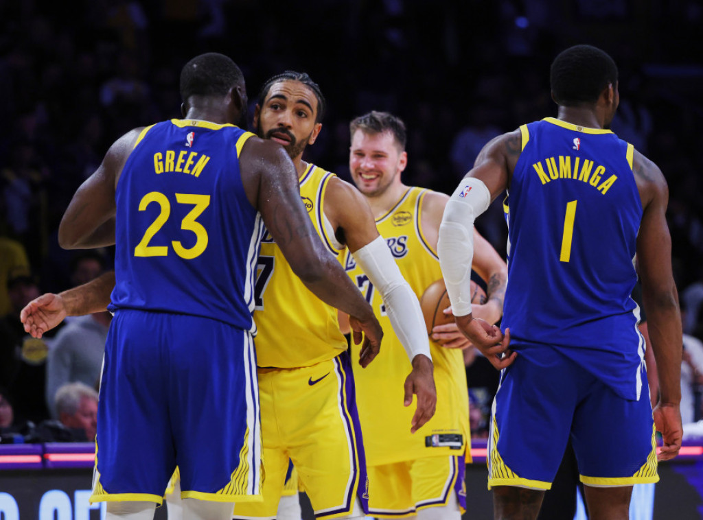 Košarkaši Golden Stejta savladali Los Anđeles Lejkerse na početku nove sezone u NBA ligi