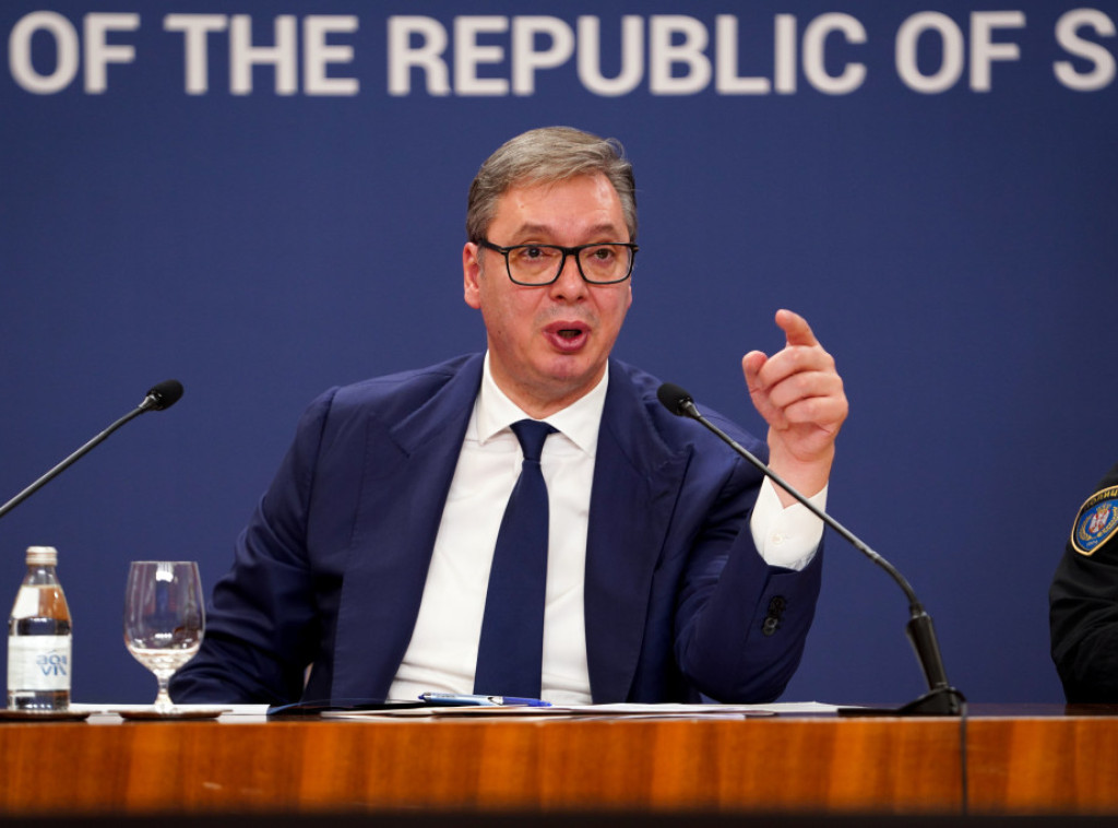 Vucic says EP resolution on Serbia in line with coloured revolution