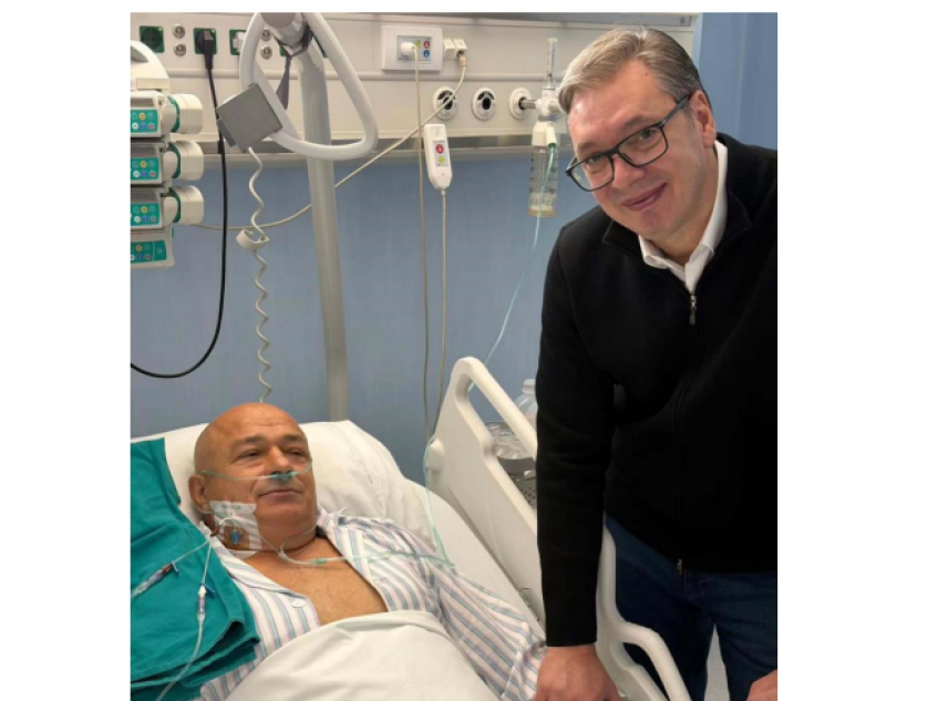 Predsednik Vučić posetio Milana Bogdanovića: Uspešno je operisan