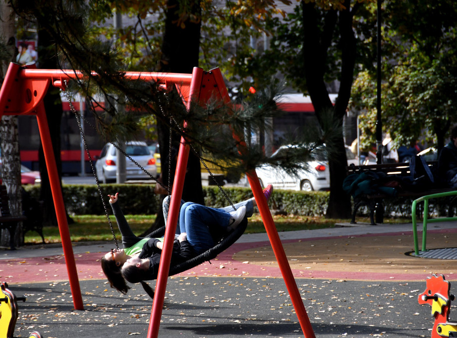 U Srbiji danas toplo i vetrovito, uveče naoblačenje, temperatura do 26 stepeni