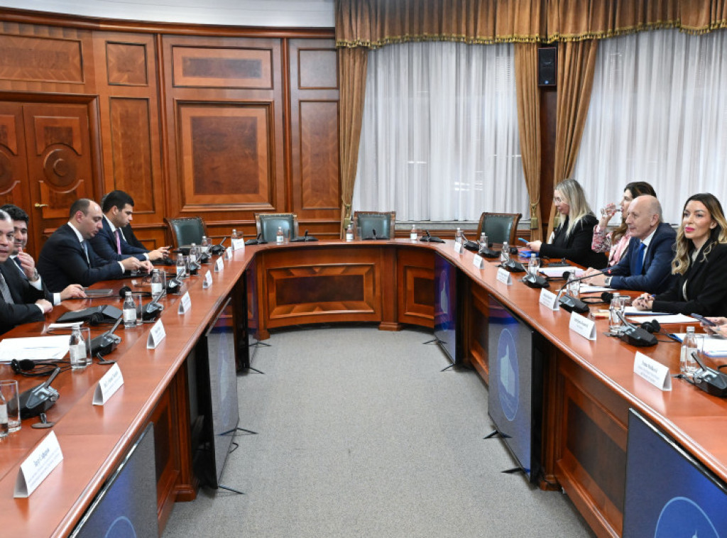 Ministarka Mesarovićeva sa Babajevim o privrednoj i ekonomskoj saradnji Srbije i Azerbejdžana