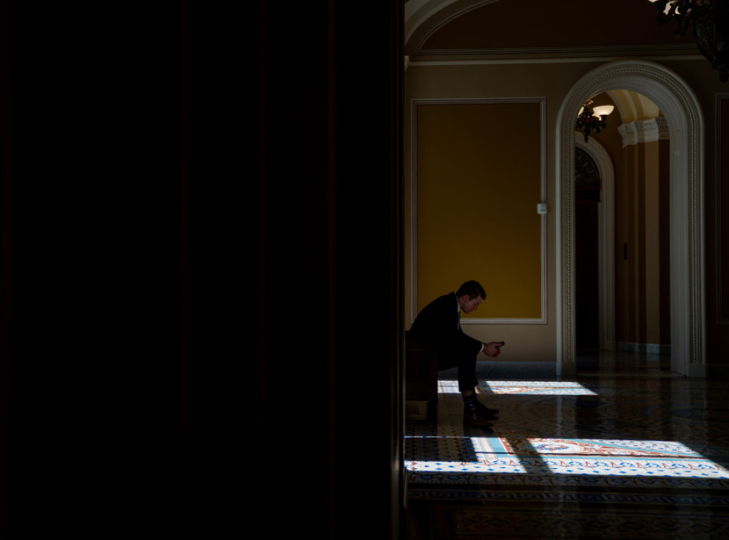 Senat nije usvojio meru o isplatama federalnim radnicima, produžena blokada Vlade Sjedinjenih Američkih Država