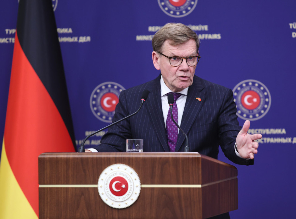 Nemački ministar spoljnih poslova Johan Vadeful odložio planiranu posetu Kini