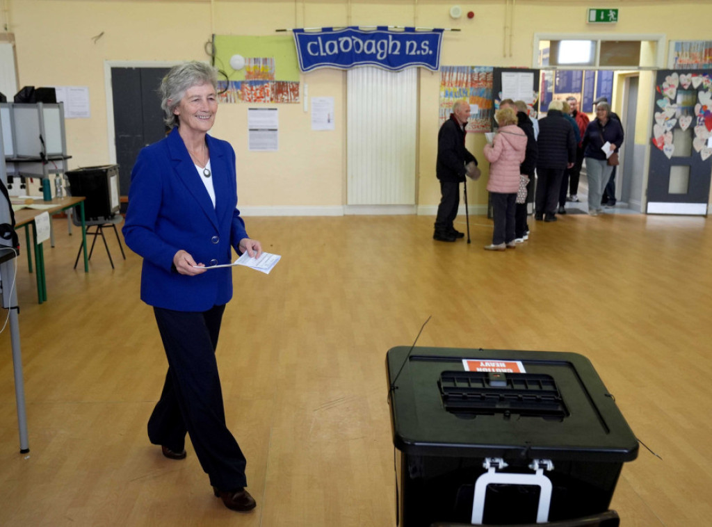 Rojters: Konoli ima značajnu prednost na predsedničkim izborima u Irskoj