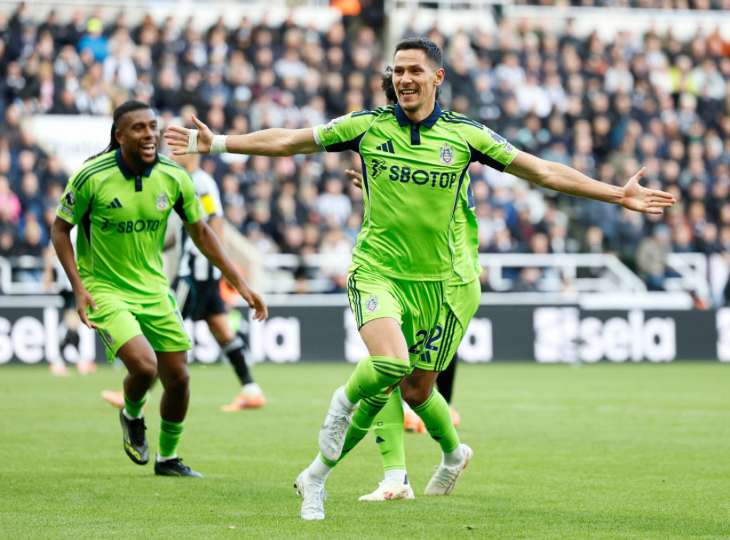 Lukić strelac za Fulam u porazu od Njukasla, Sanderlend pobedio Čelsi u Premijer ligi