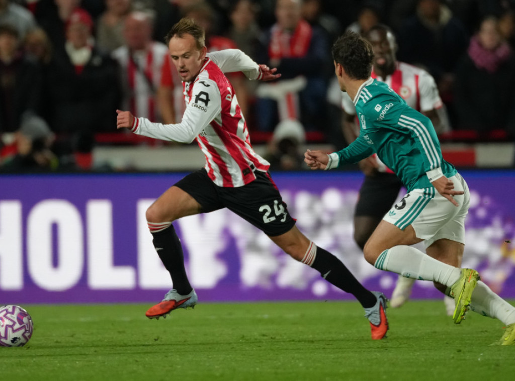 Fudbaleri Brentforda savladali Liverpul u devetom kolu Premijer lige