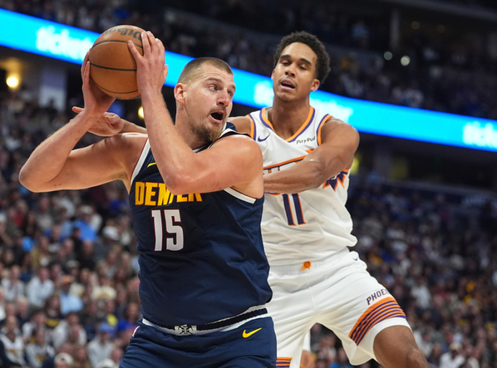 Tripl-dabl Jokića u ubedljivoj pobedi Denvera protiv Finiksa