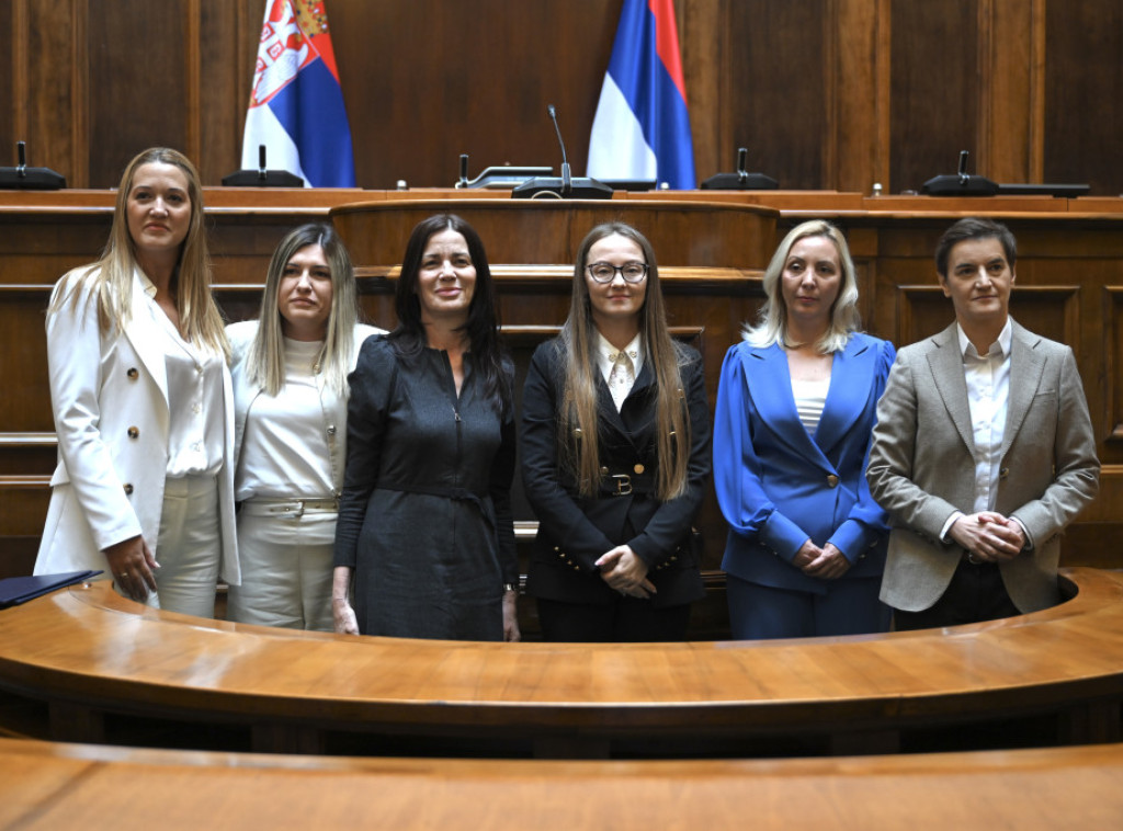 Nove sudije položile zakletvu u Skupštini Srbije