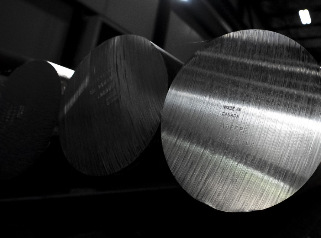 Fjučersi aluminijuma u UK na trogodišnjem maksimumu, porasli na 2.870 dolara po toni