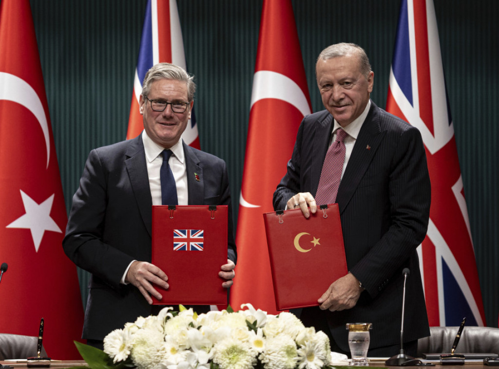 Turska kupila 20 vojnih aviona Jurofajter Tajfun od Velike Britanije