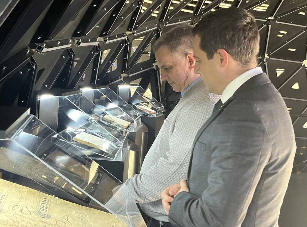 Kampanja Čitaj za čovečanstvo u Ekspo Plejgraundu, prisustvovao ministar Stanković