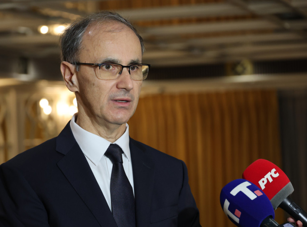 Macut: Prvog novembra treba prevazići podele, odati poštu stradalima u Novom Sadu