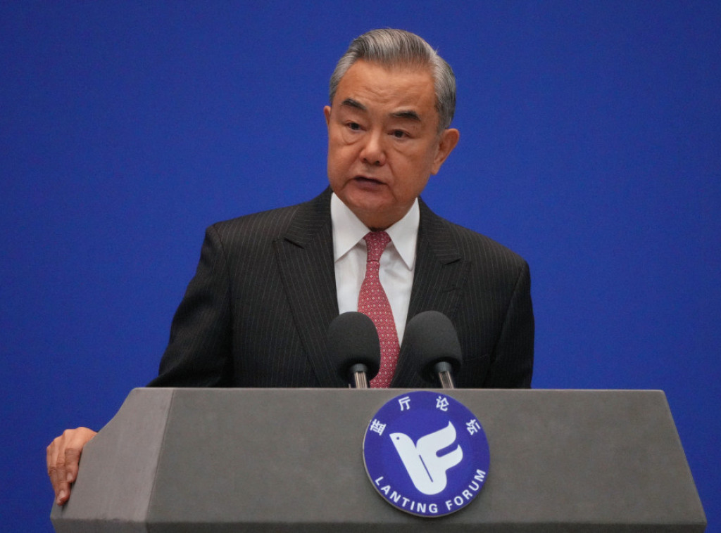 Vang i Motegi razgovarali o unapređenju odnosa Kine i Japana