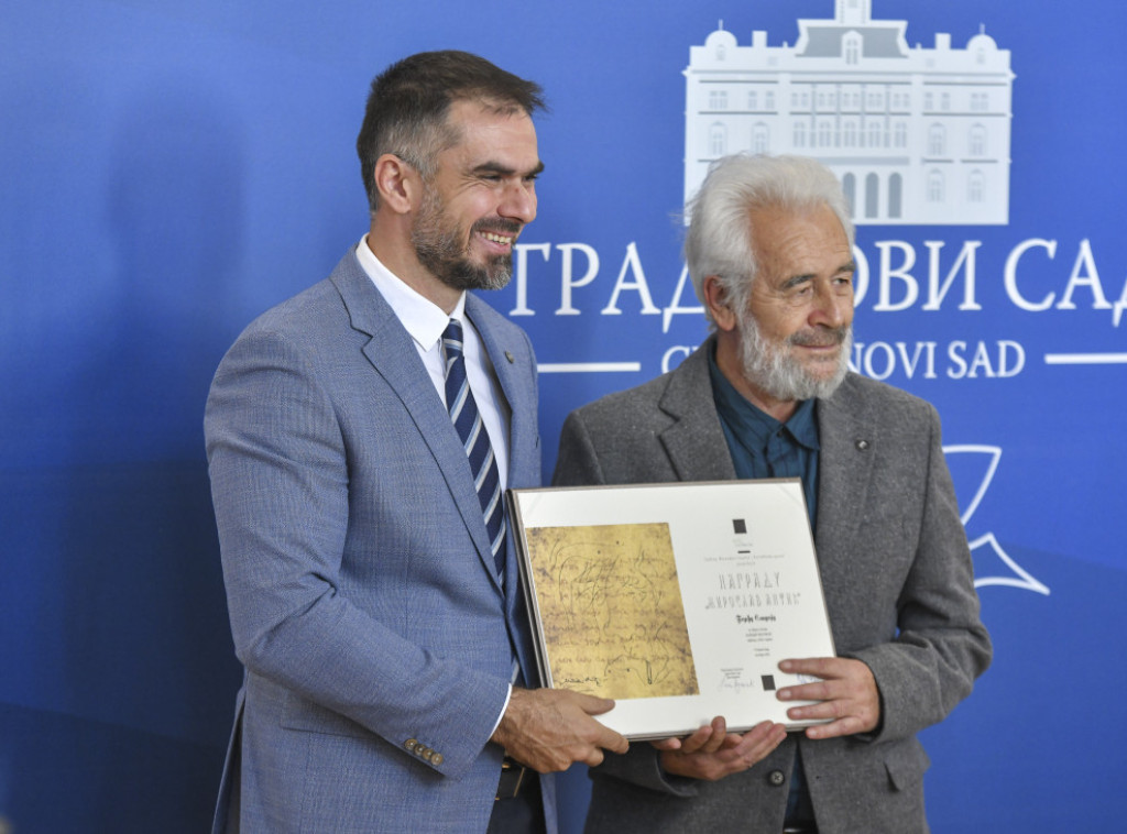 Nagradu "Miroslav Antić" dobio Đorđo Sladoje za knjigu "Kalendar moje majke"